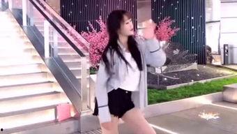 娱乐吃瓜酱穿搭